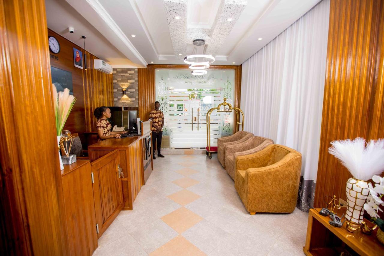 Hadjens Hotel Мванза Екстер'єр фото